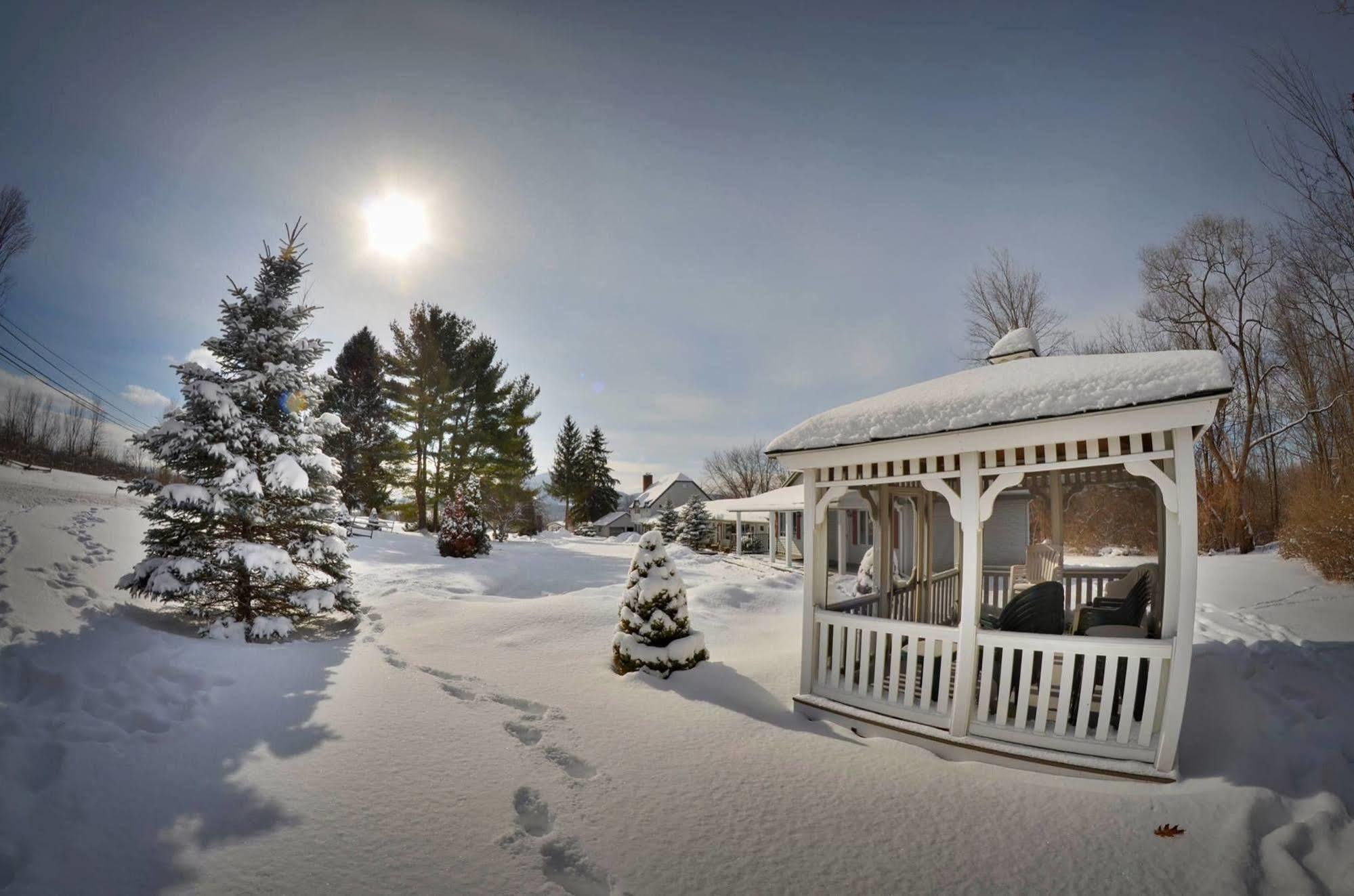 Harwood Hill Motel Bennington Exteriér fotografie